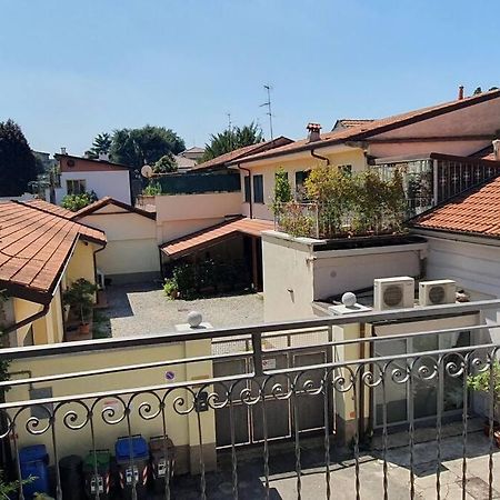 Appartement Casa Sobborghi à Monza Extérieur photo